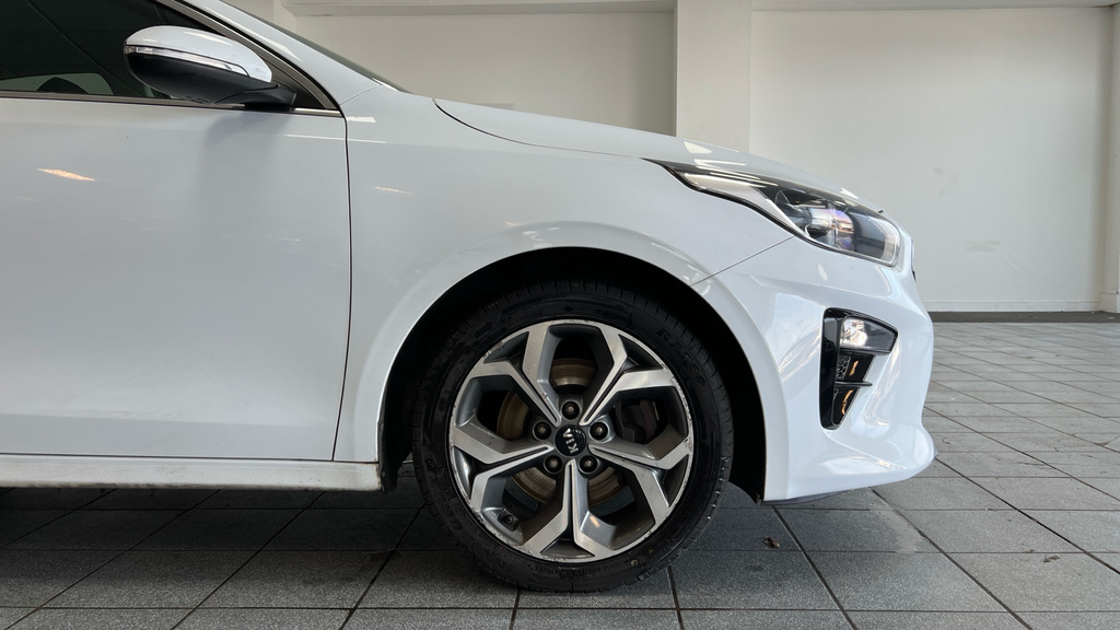 Kia Ceed Ceed 3 Isg White #26