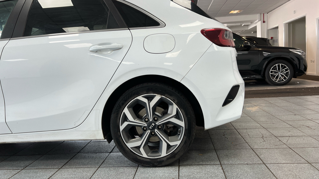 Kia Ceed Ceed 3 Isg White #24