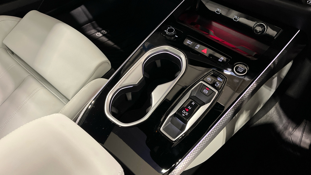 Audi A6 Avant Avant Launch Edition E-tron Performance 27000 Kw Black #23
