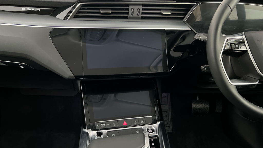Audi Q8 e tron 50 Tdi Quattro Black Edition Tiptronic Black #25