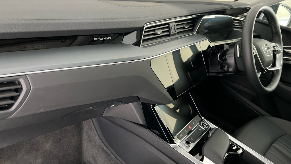 Audi Q8 e tron 50 Tdi Quattro Black Edition Tiptronic Black #15