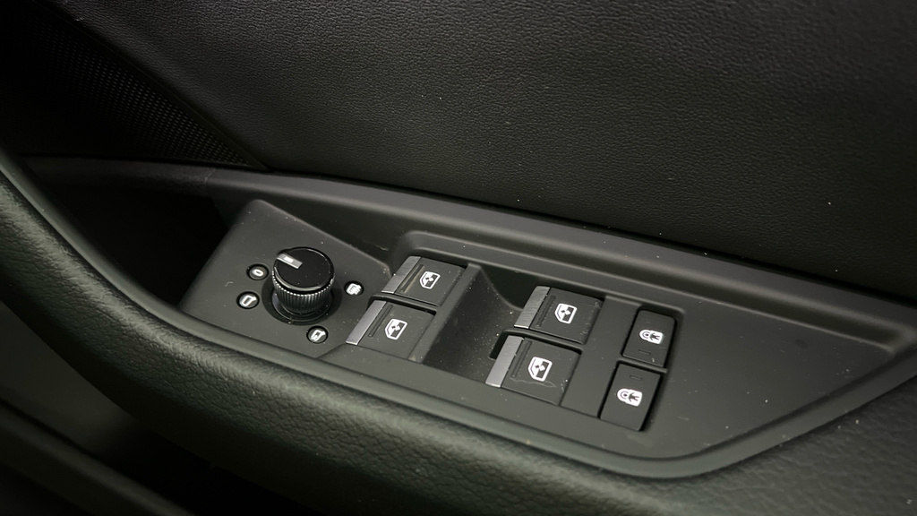 Audi Q8 e tron 50 Tdi Quattro Black Edition Tiptronic Black #17