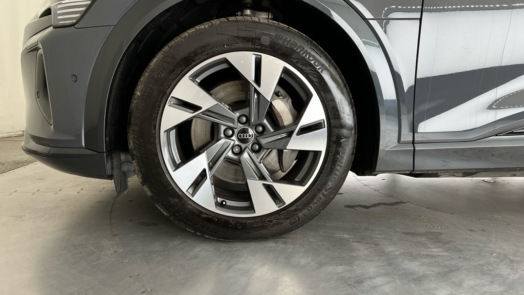 Audi Q8 e tron 50 Tdi Quattro Black Edition Tiptronic Black #34