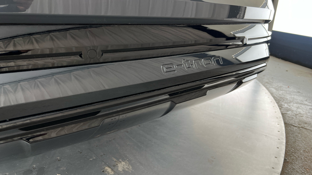 Audi Q8 e tron 50 Tdi Quattro Black Edition Tiptronic Black #6