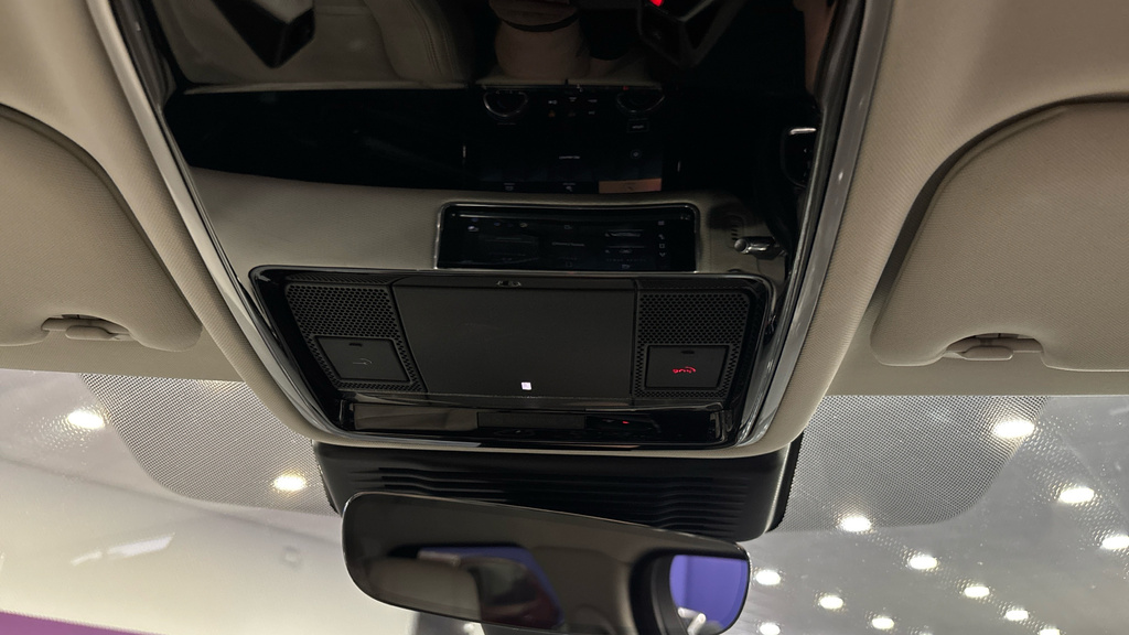 Land Rover Range Rover Velar R-dynamic S Blue #33