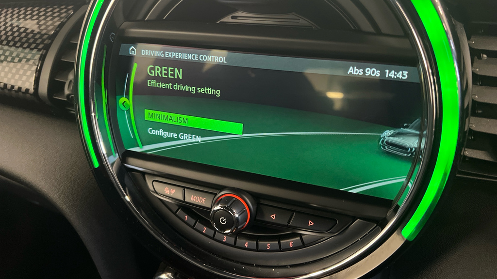 Mini Hatch 1.5 Cooper Sport II Comfortnav Pack Green #40