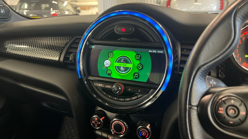 Mini Hatch 1.5 Cooper Sport II Comfortnav Pack Green #16