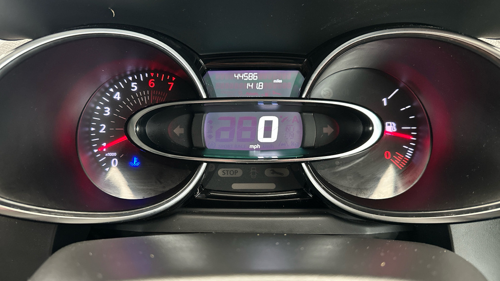 Renault Clio Play White #16