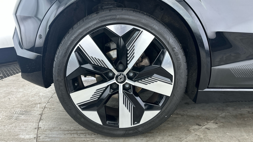Renault Megane E-Tech Launch Edition Grey #32