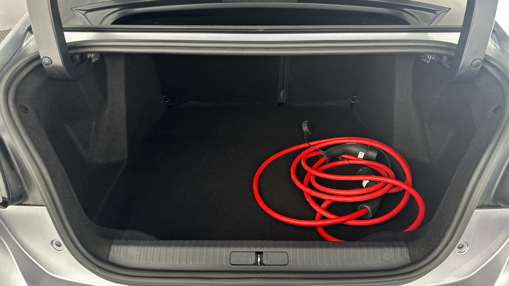 Citroen e-C4 E-c4 Shine Red #27