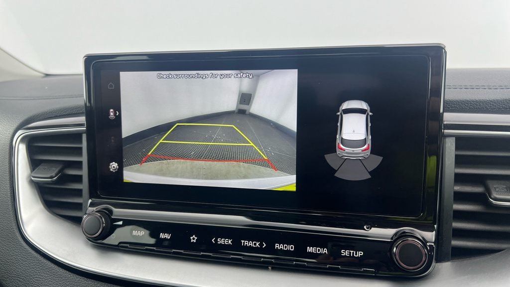 Kia Xceed 3 Black #16