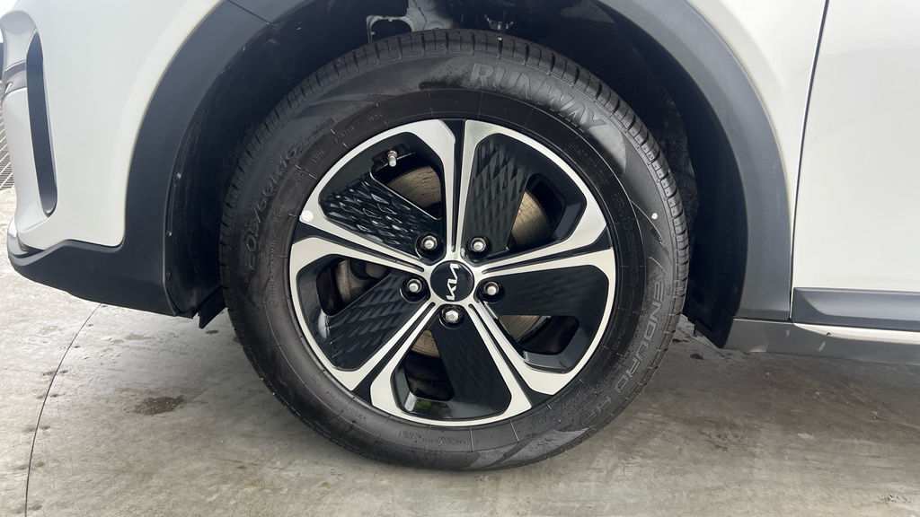 Kia Xceed 3 Black #24