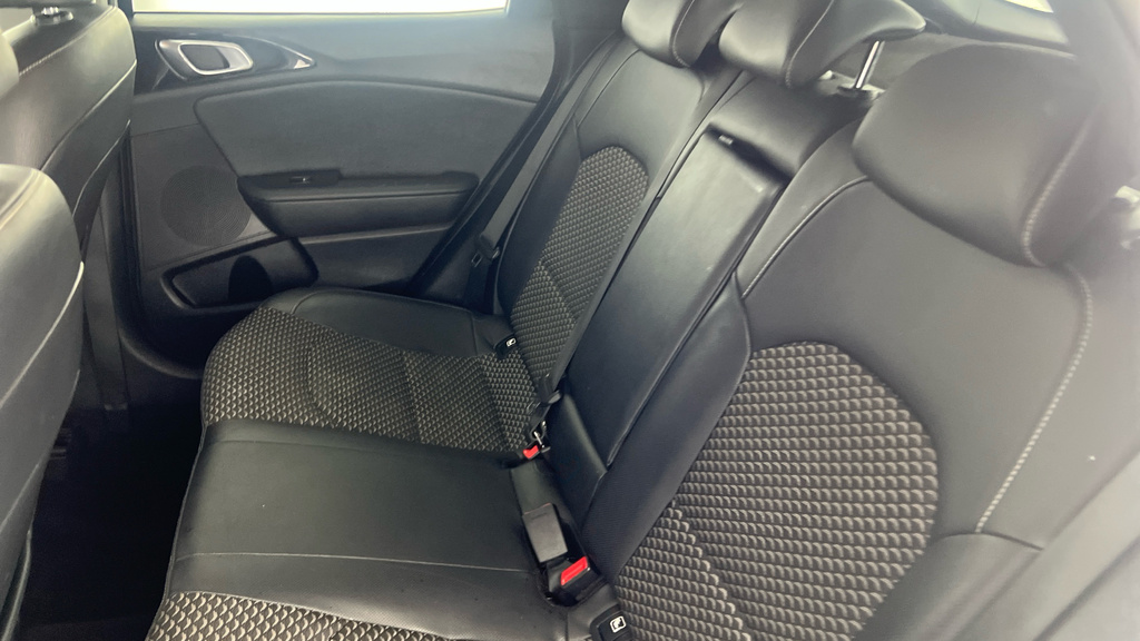 Kia Xceed 3 Black #21