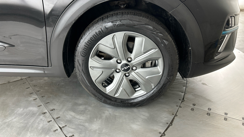 Kia e-Niro 4 Black #23