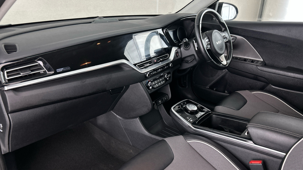 Kia e-Niro 4 Black #11