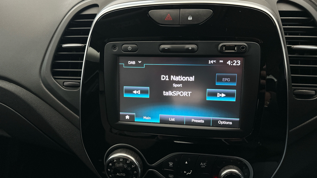 Renault Captur Dynamique S Nav Dci Black #15