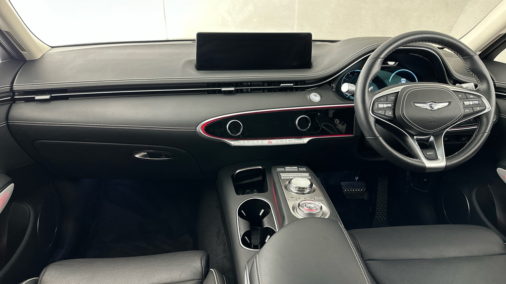 Genesis GV70 Sport White #15