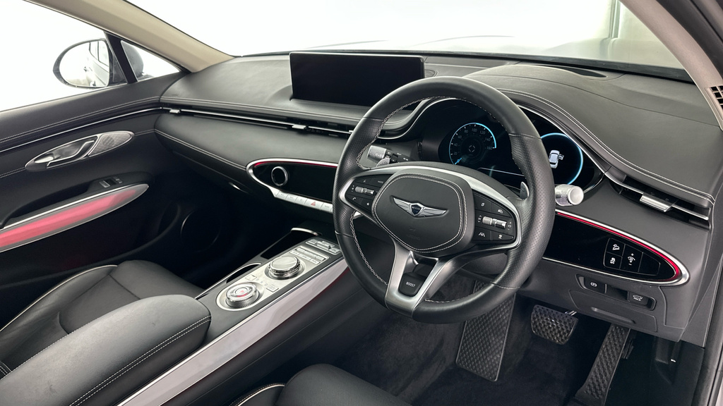 Genesis GV70 Sport White #12