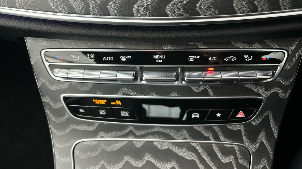 Mercedes-Benz E Class E 220 Amg Line Night Edition Premium D Grey #17