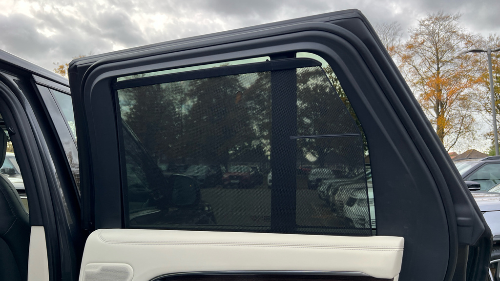 Land Rover Range Rover D350 First Edition Black #39