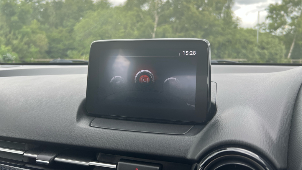 Mazda 2 Sport Nav Plus White #38