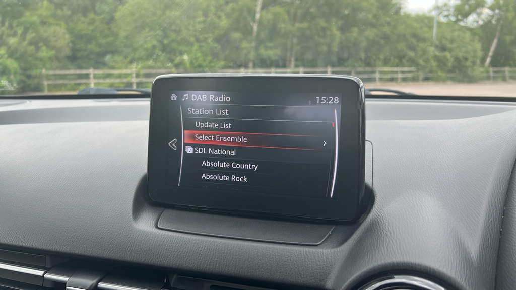 Mazda 2 Sport Nav Plus White #37
