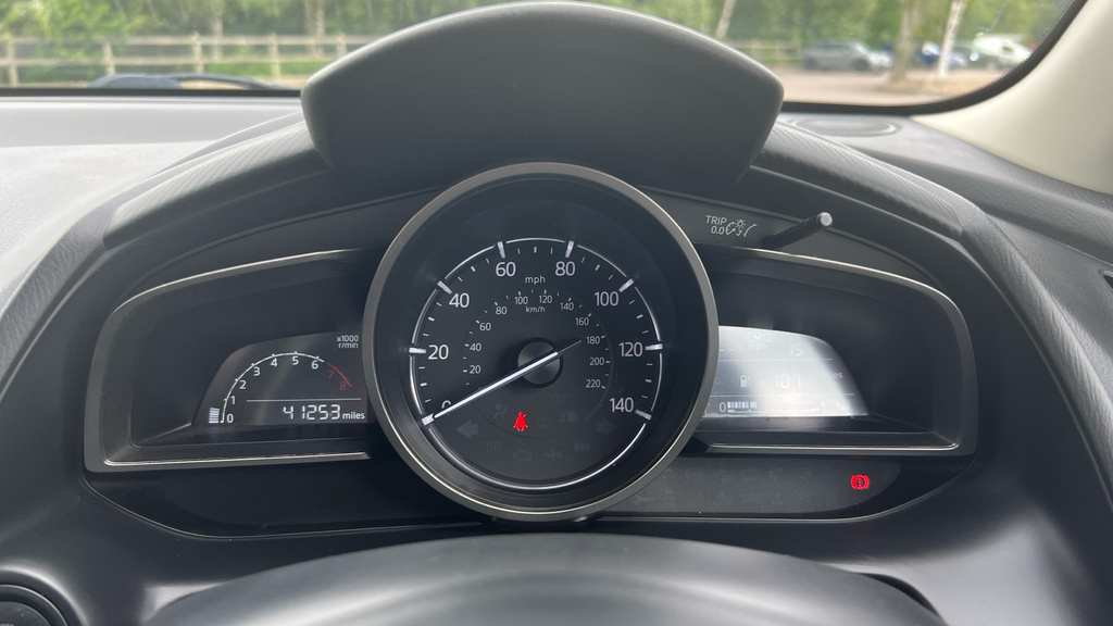 Mazda 2 Sport Nav Plus White #13