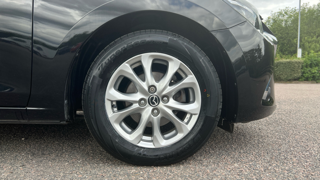Mazda 2 Sport Nav Plus White #17