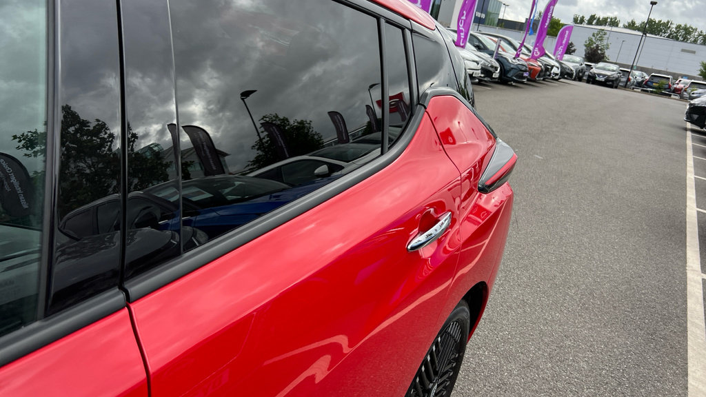 Nissan Leaf Leaf E Tekna White #70