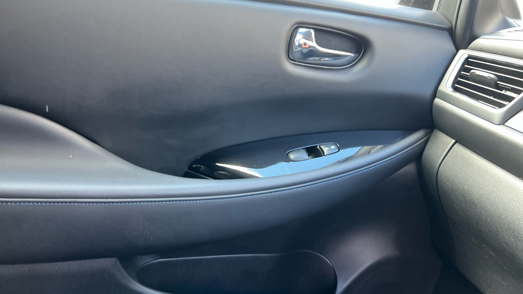 Nissan Leaf Leaf E Tekna White #32