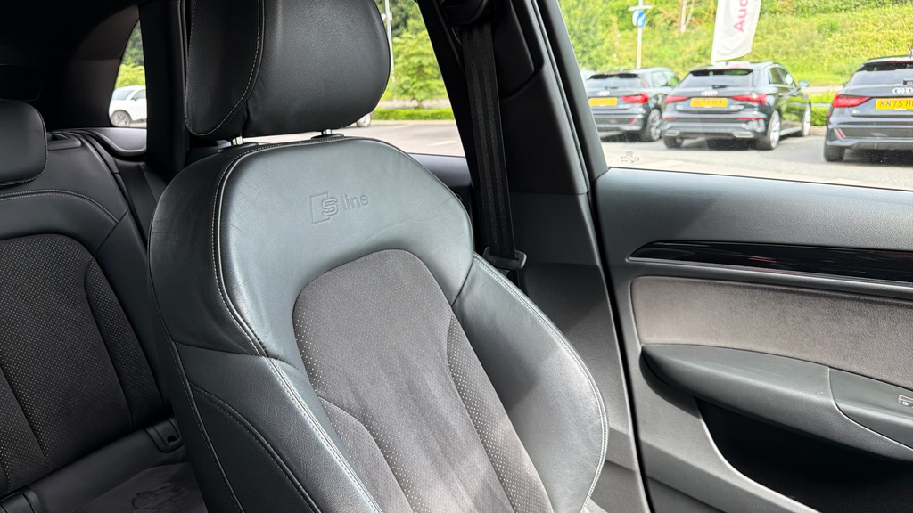 Audi Q3 Grey #51