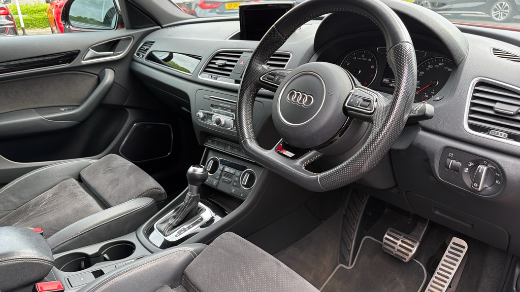 Audi Q3 Grey #9