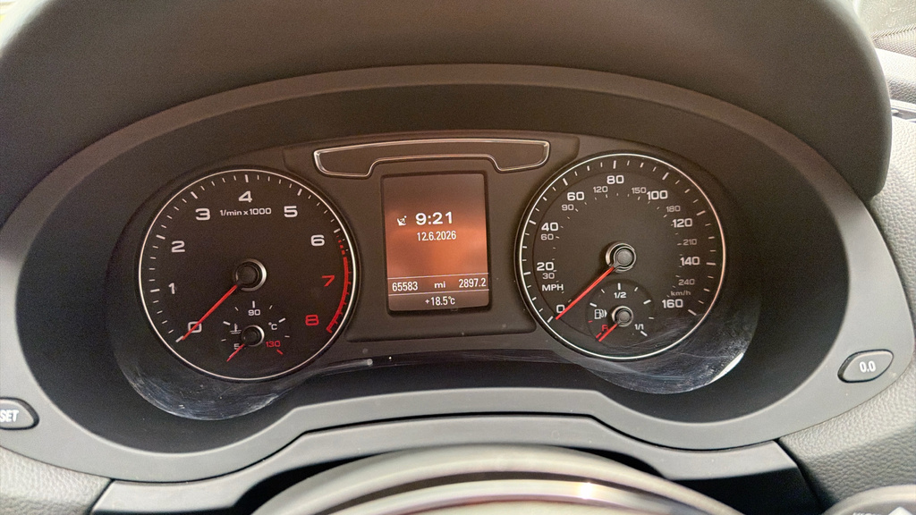 Audi Q3 Grey #16