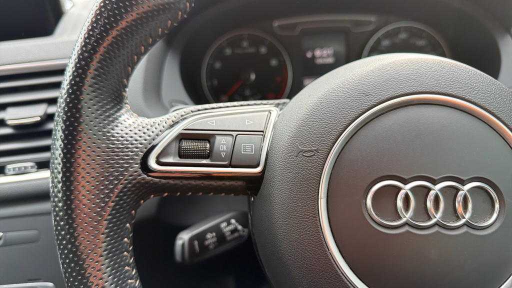 Audi Q3 Grey #30
