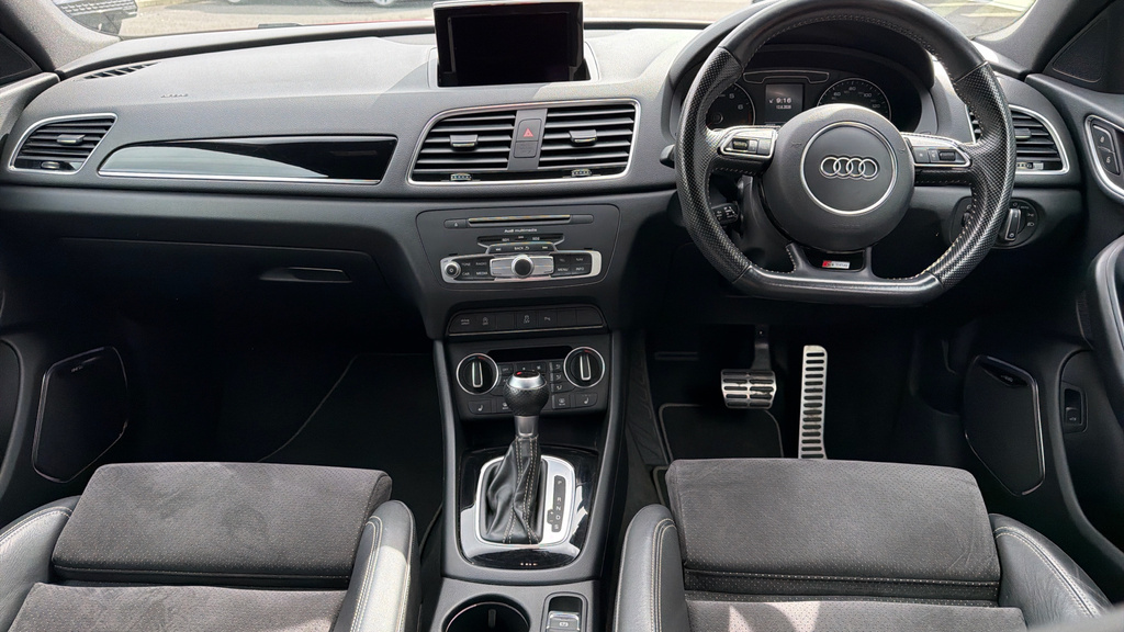 Audi Q3 Grey #11