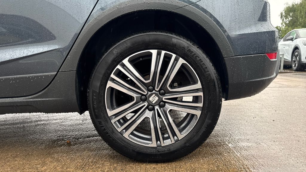 Seat Arona Se Technology Grey #18