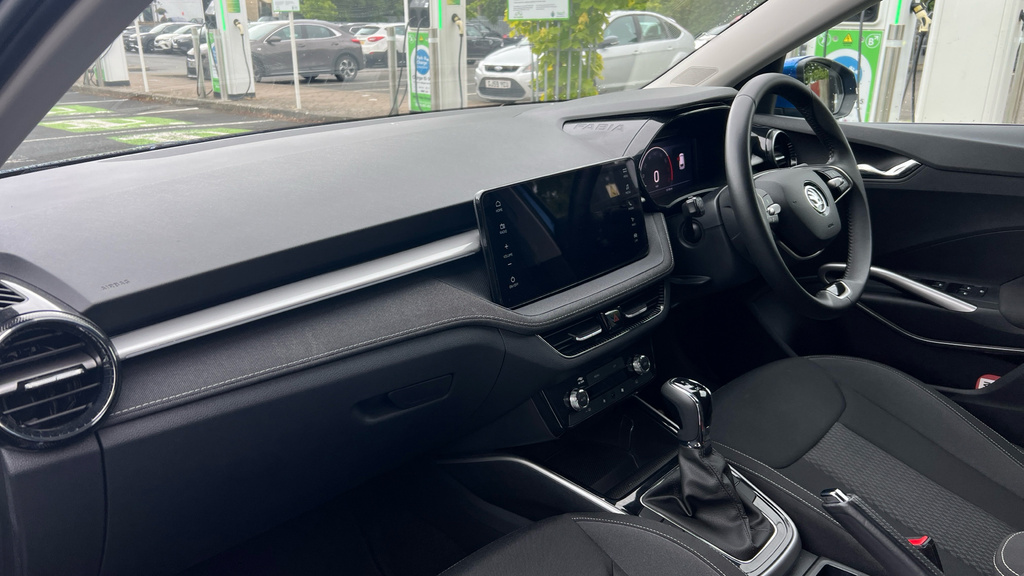 Skoda Fabia Hatchback Black #10