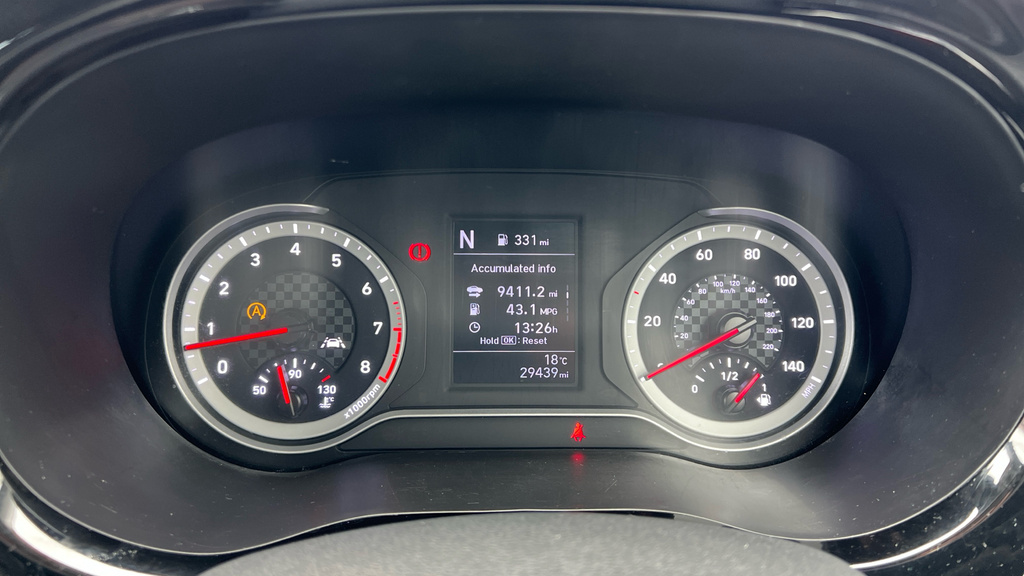 Hyundai I10 Se Connect White #17