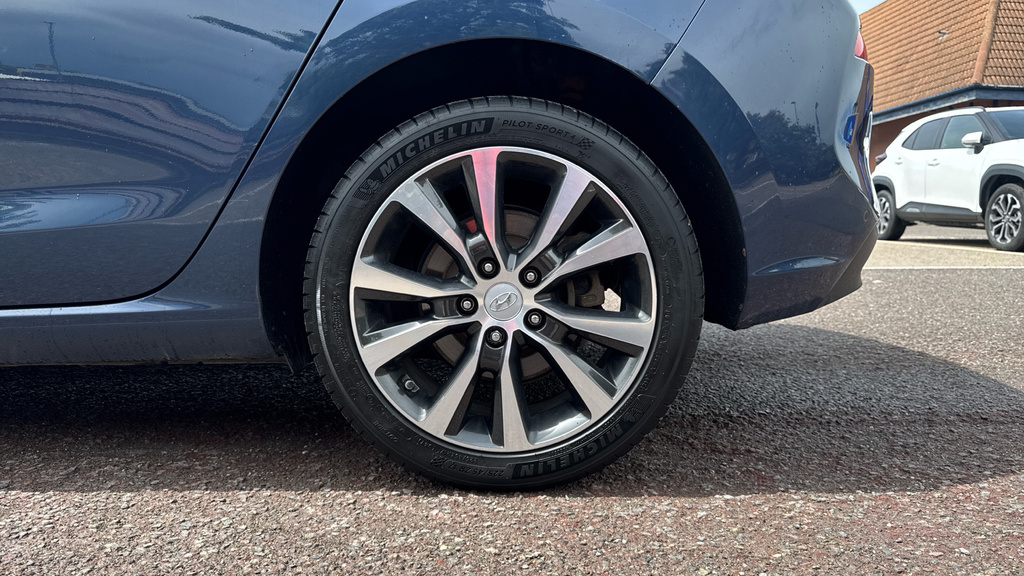 Hyundai I30 Hatchback Blue #18