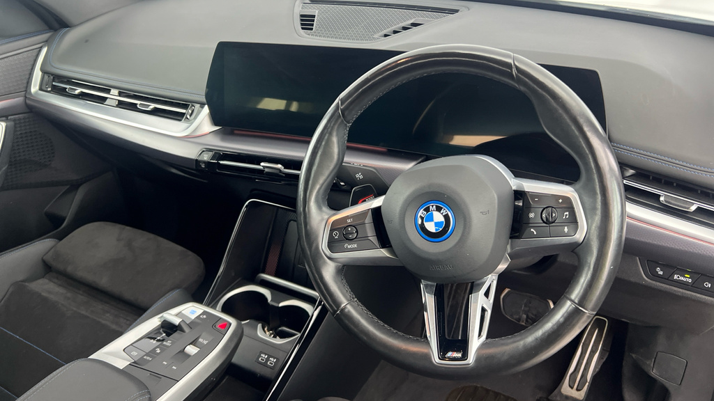 BMW iX1 30 Xline White #9