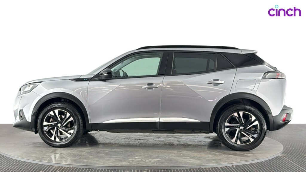 Peugeot e-2008 Active Premium Black #6