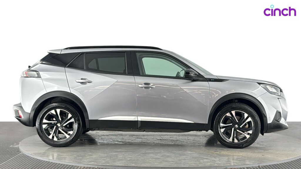 Peugeot e-2008 Active Premium Black #2