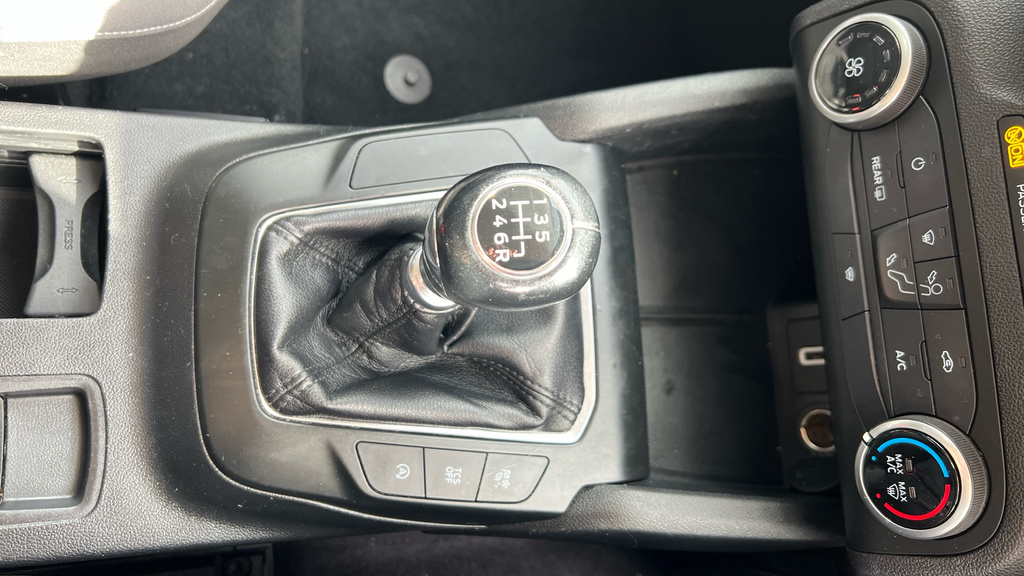 Ford Focus 1.0 Ecoboost Titanium Grey #27