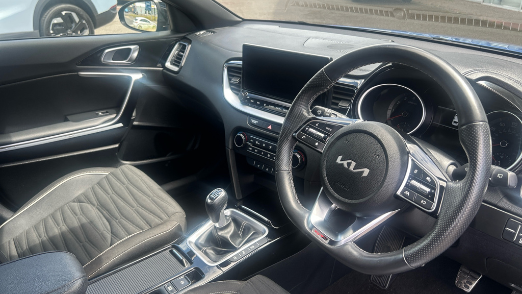Kia Proceed Gt-line Orange #9