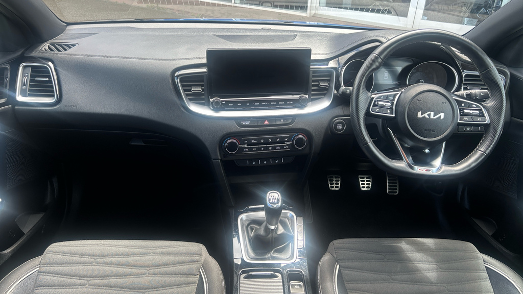 Kia Proceed Gt-line Orange #11