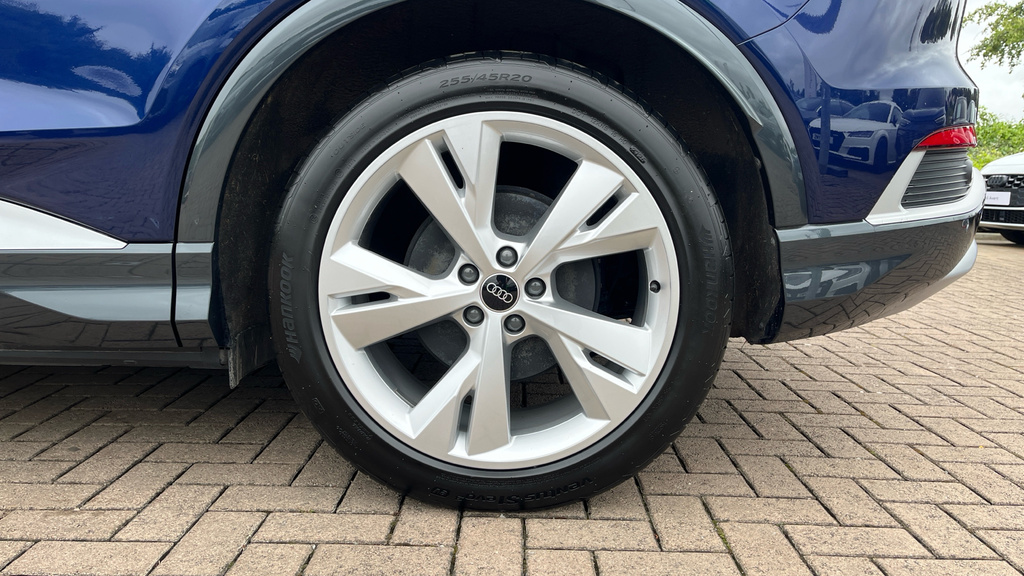 Audi Q4 E Tron 210Kw 45 82Kwh S Line Leathertech Pack Blue #19
