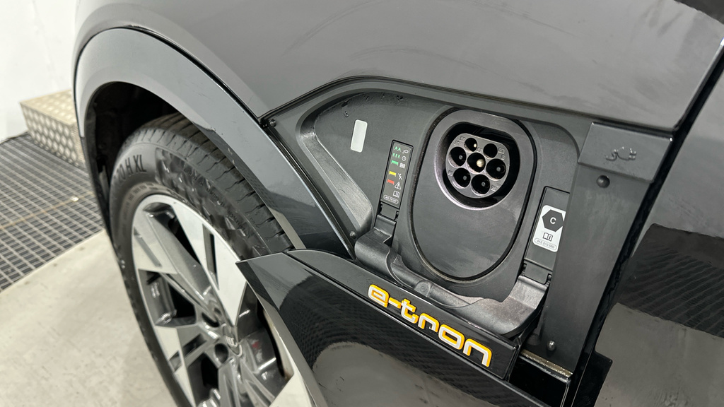 Audi E-tron E-tron Black Edition 50 Quattro Grey #9