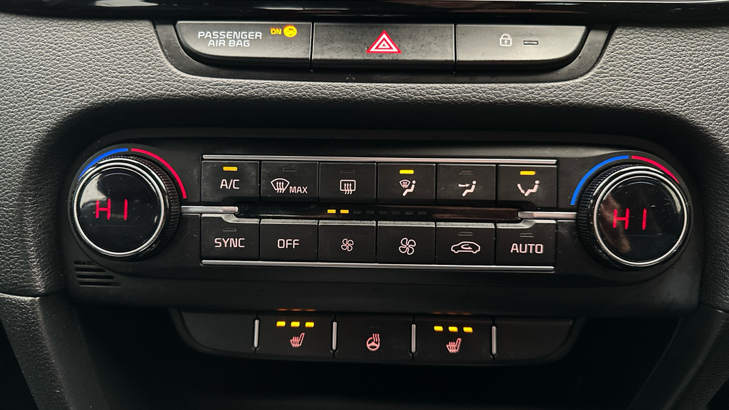 Kia Proceed Gt-line Red #13