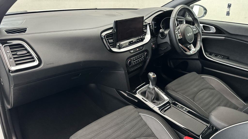 Kia Proceed Gt-line Red #11