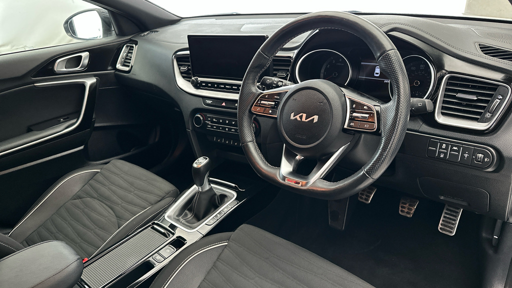 Kia Proceed Gt-line Red #10